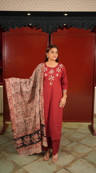 Maroon Floral Kurti Set