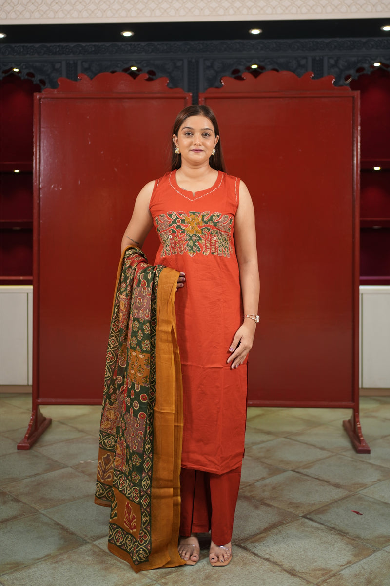 Rust Sleeveless Kurti Set