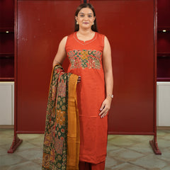 Rust Sleeveless Kurti Set