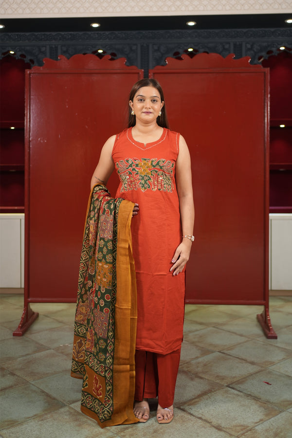 Rust Sleeveless Kurti Set
