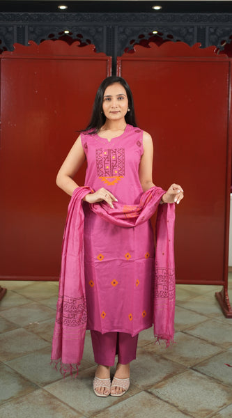 Fuchsia Sleeveless Kurti Set