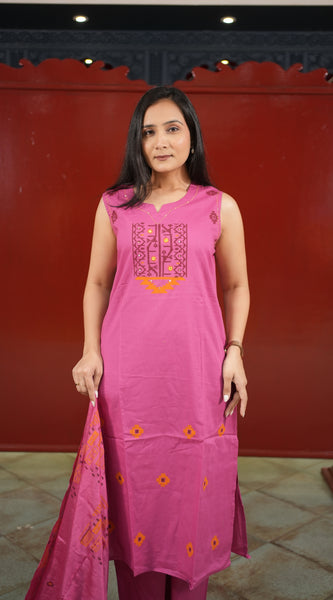 Fuchsia Sleeveless Kurti Set