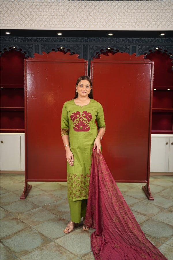 Green Floral Kurti Set