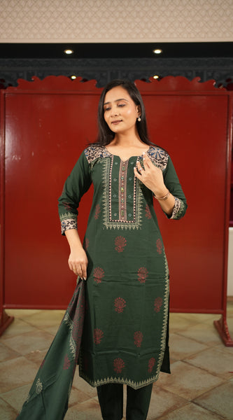 Bottle Green Printed Kurti Set