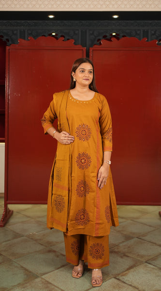 Ochre Printed Kurti Set