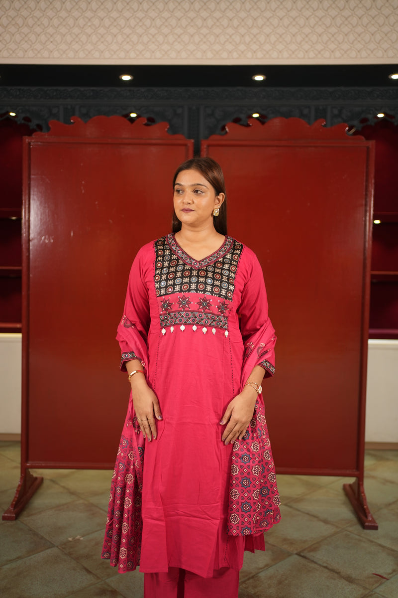 Fuchsia Printed Kurti Set