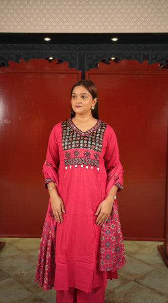Fuchsia Printed Kurti Set