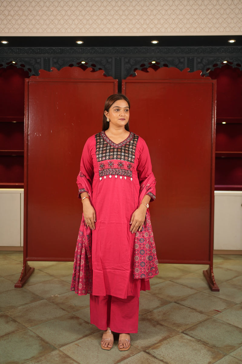 Fuchsia Printed Kurti Set