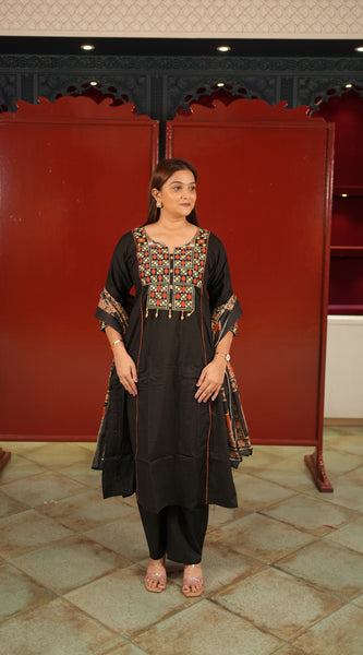 Black Folk-Print Kurti Set