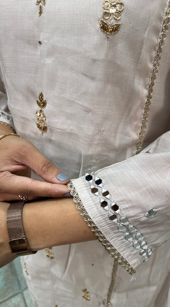 Off-White Kurta Set