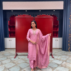 Lilac Pink Hand-Embroidered Chanderi Kurta Set