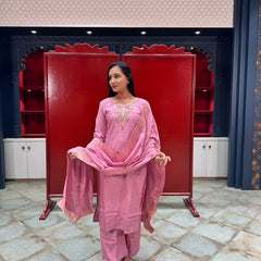 Lilac Pink Hand-Embroidered Chanderi Kurta Set