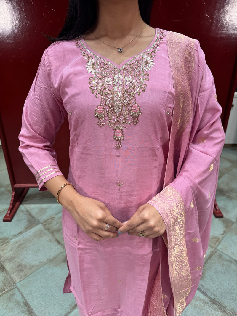 Lilac Pink Hand-Embroidered Chanderi Kurta Set