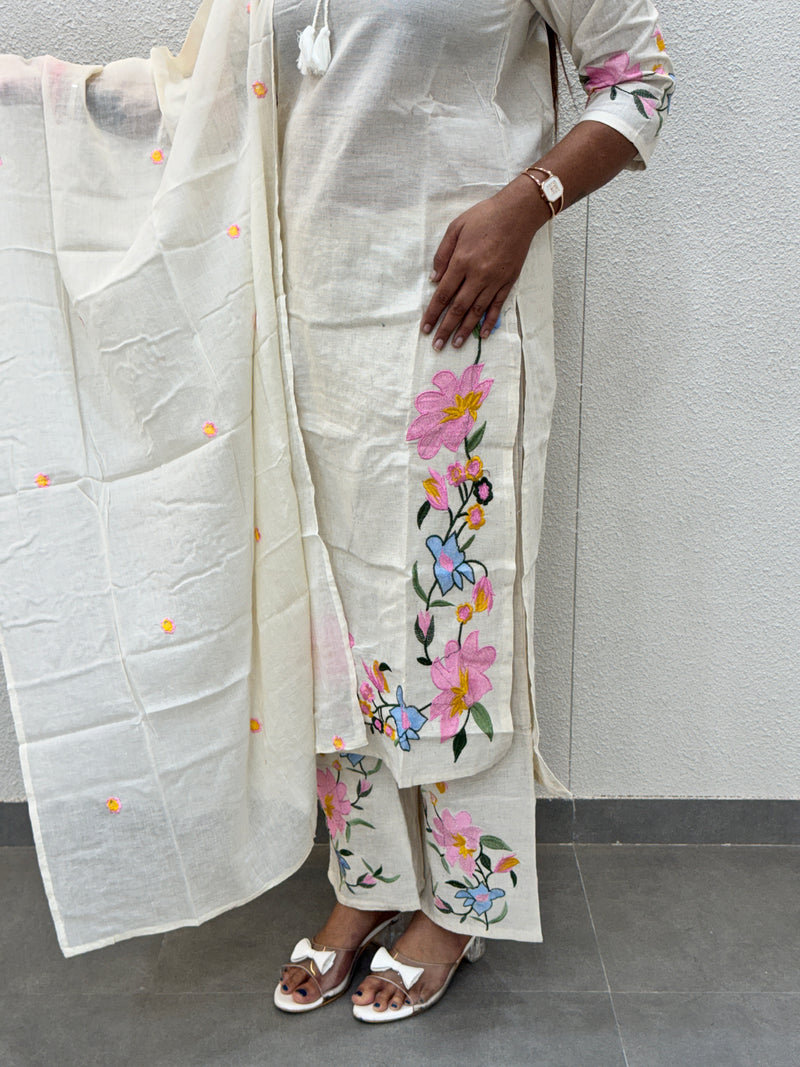 Off-White Floral Kurta Set
