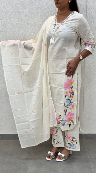 Off-White Floral Kurta Set