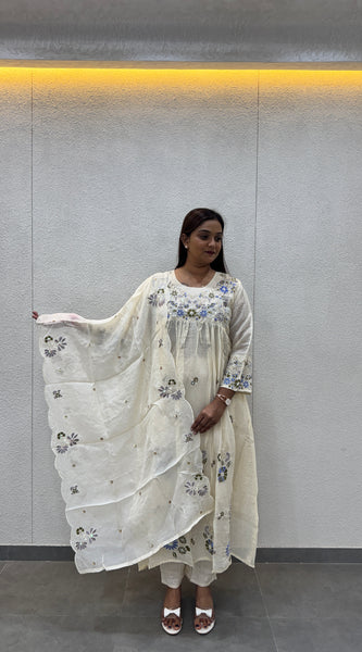 Off-White Floral Kurta Set