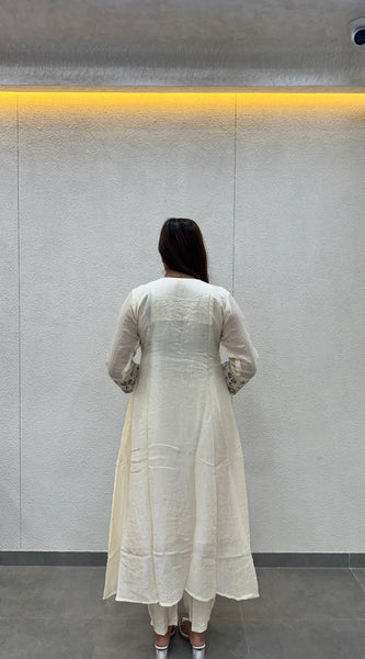 Off-White Floral Kurta Set