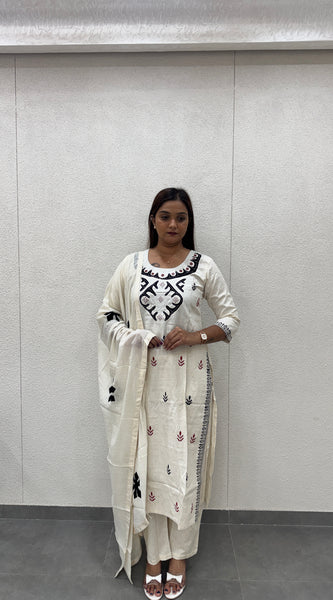 Off-White & Black Kurta Set