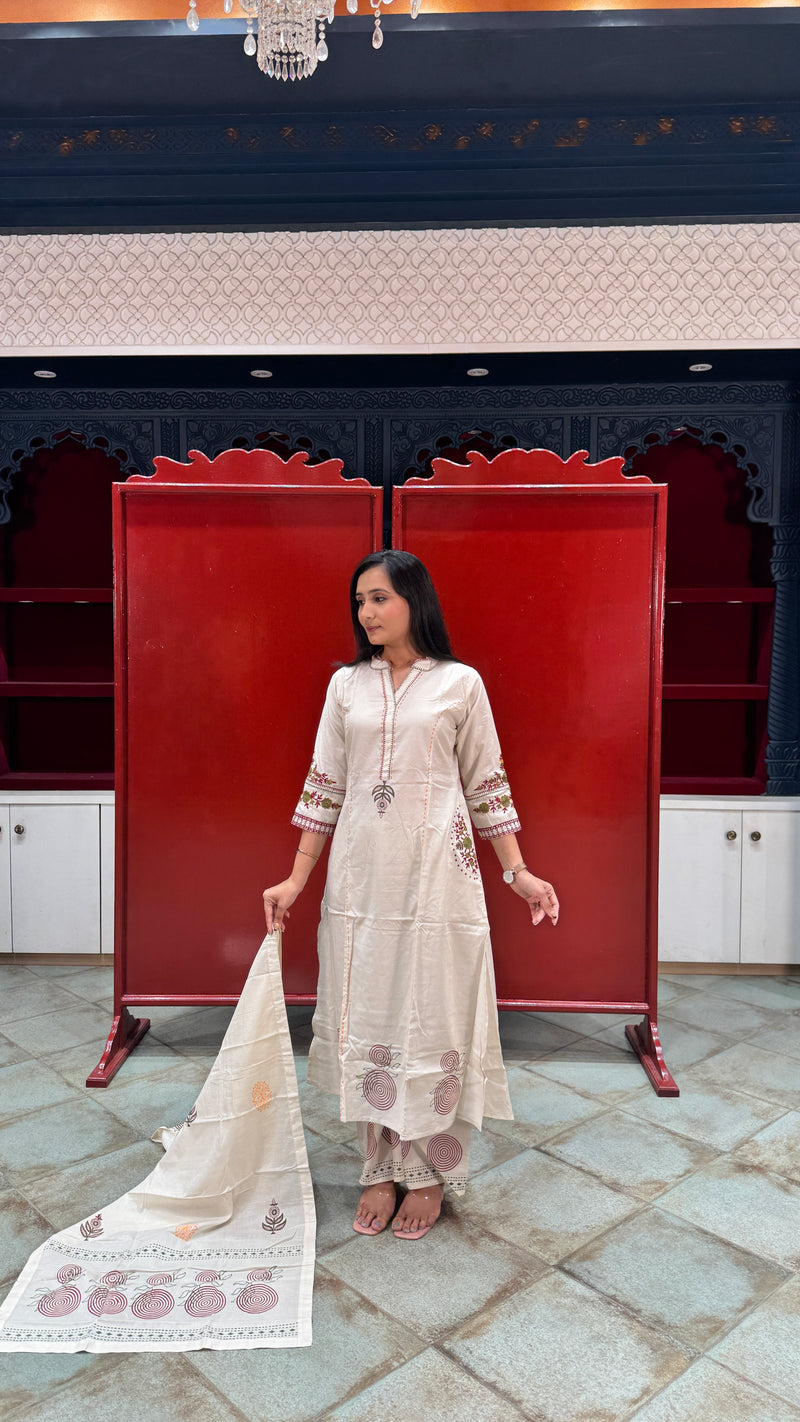 Off-White Kurti Set