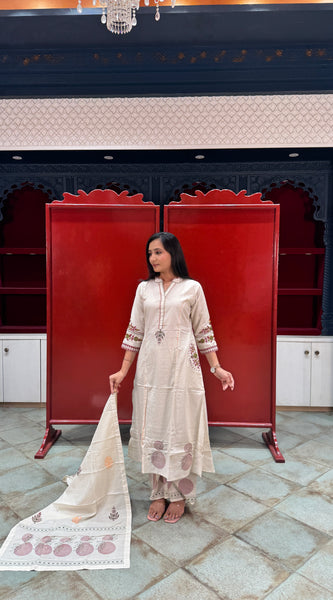 Off-White Kurti Set