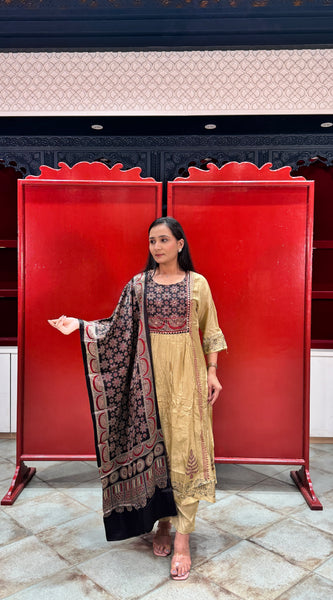 Beige Gold Kurti Set